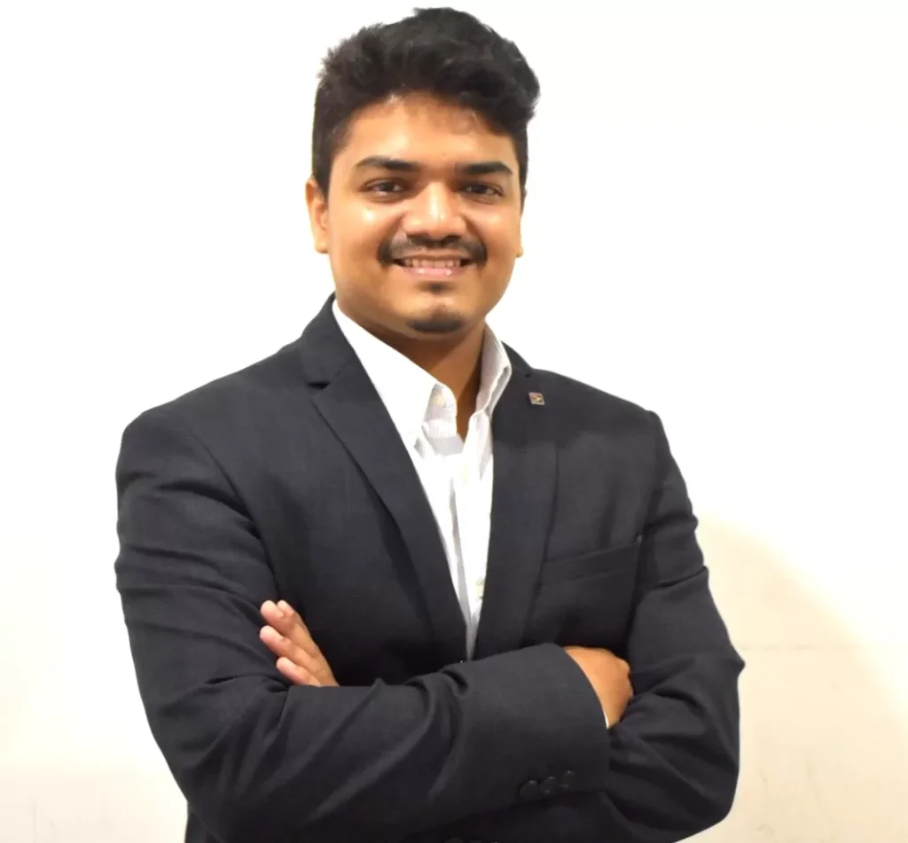 Dr.  Akshay   Jadhav